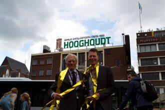 Nieuw Hooghoudt logo op Grote Markt
