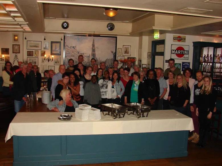 Medewerkers Voedselbank Stad Groningen krijgen geheel verzorgd buffet van WEEVA