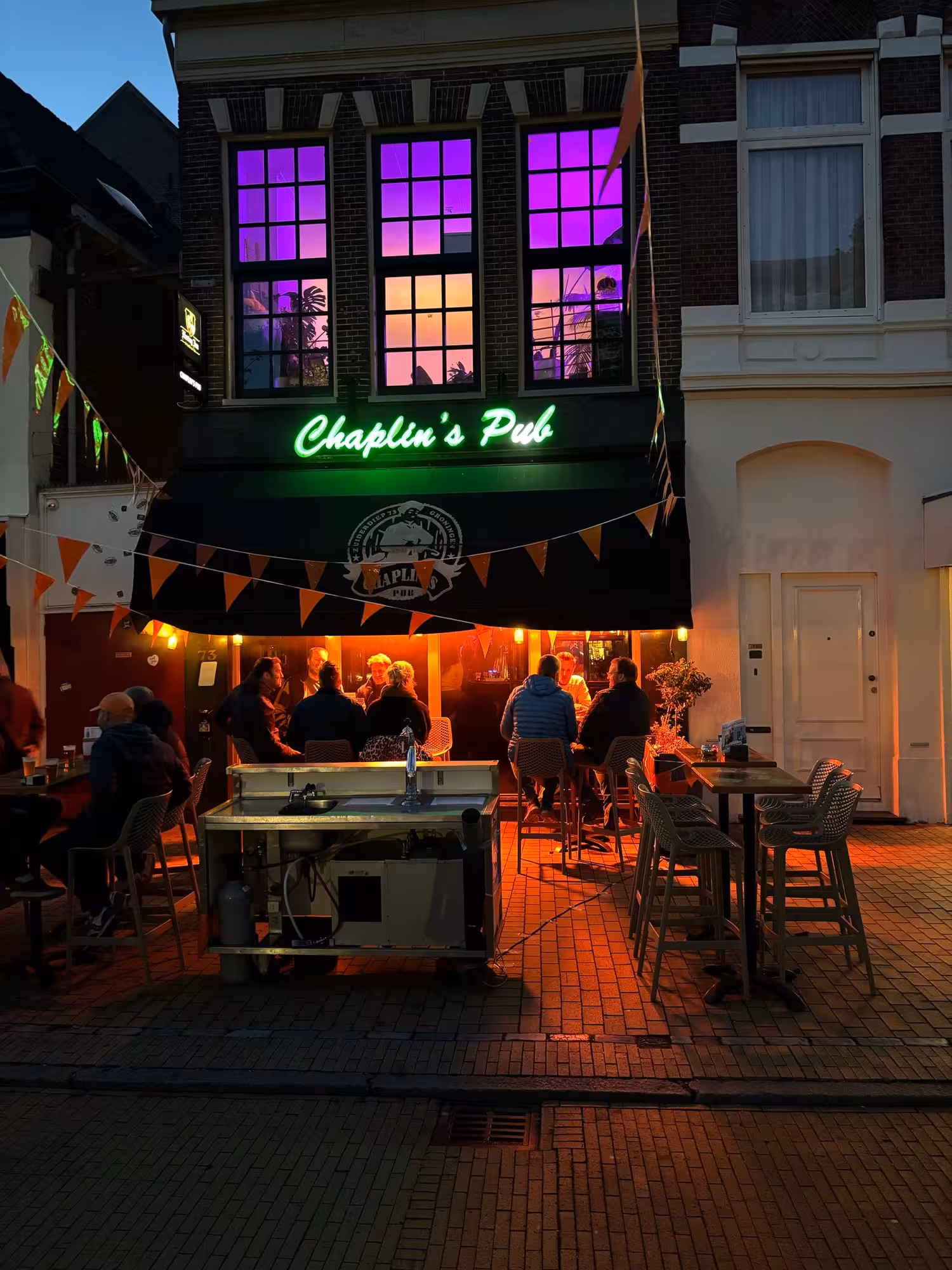 Chaplin&rsquo;s Pub