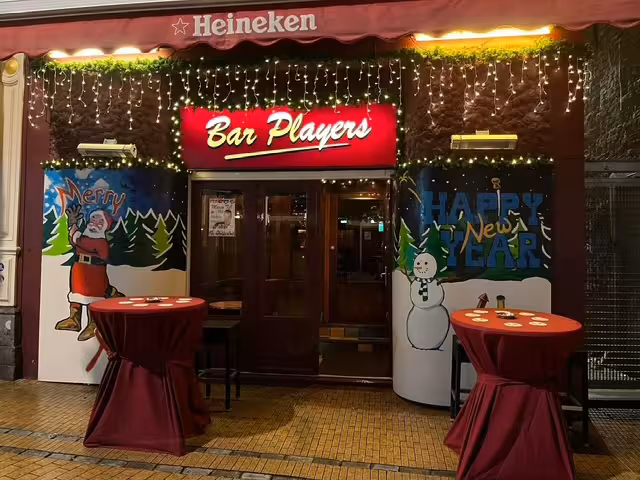 Bar Players